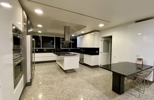 El Poblado Apartment | Lujoso penthouse en el poblado con piscina privada!