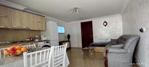 Kobuleti House | Luka & Eka
