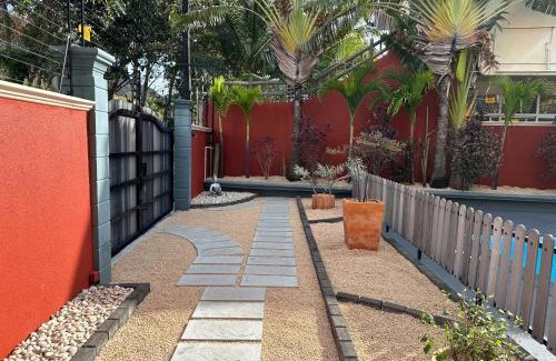 La Gaulette Apartment | Lukshvilla private villa Le morne wind n kite surfers accomodation & car rental mauritius