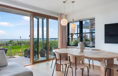 Kerteminde Apartment | Luksus ferielejlighed med 3 soverum ved stranden i Kerteminde