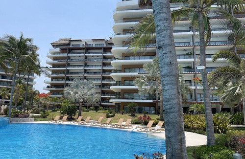Nuevo Vallarta Apartment | LUMA BEACHFRONT APARTMENT NUEVO VALLARTA 2 BEDROOM
