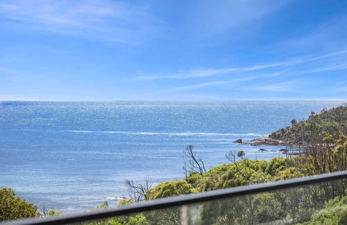 Malua Bay House | Luma Vista | Overlooking McKenzies at Malua Bay | Ocean views for days | Wifi