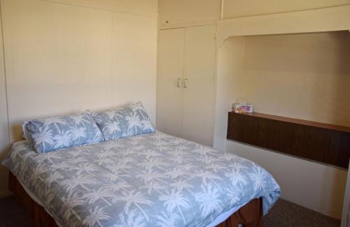 Hat Head House | Lumeah - Bring your own linen