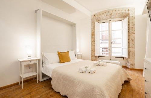 Historic Castle District Apartment | Lumen Old Town Nest