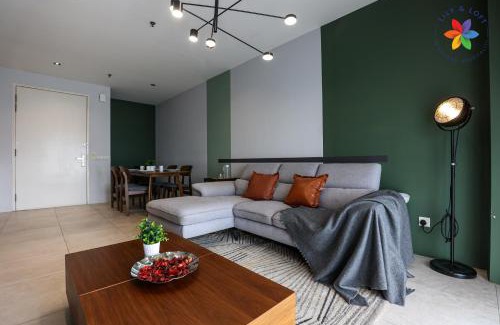 Tropicana Apartment | Lumi Tropicana By LilyandLoft