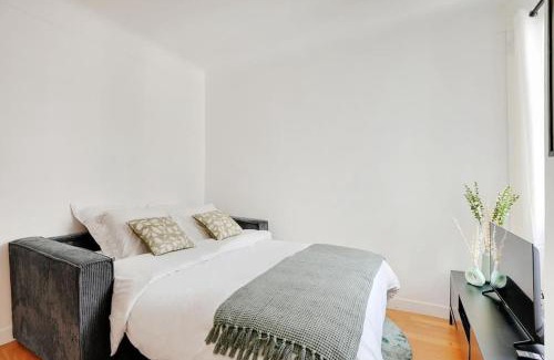 Epinettes Apartment | Lumineux 2 pièces Batignolles