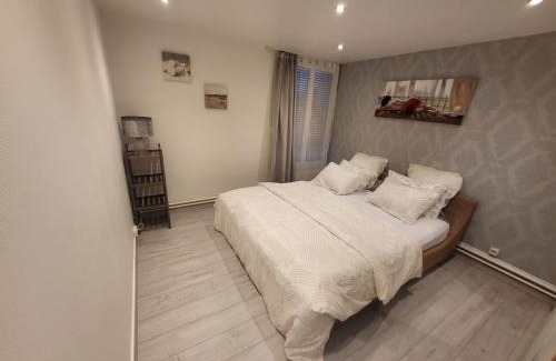 Beauvais Apartment | Lumineux appartement