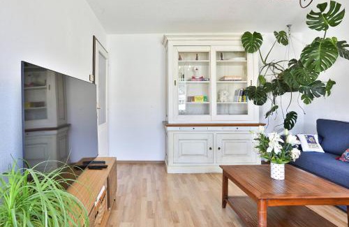 Guebwiller Apartment | Lumineux, Terrasse Ensoleille, Vue Panoramique