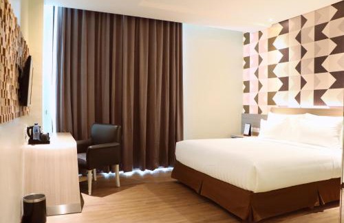 Gambir Hotel | Luminor Hotel Pecenongan Jakarta By WH