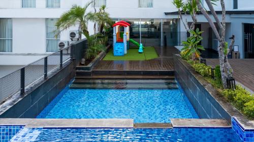 Purwokerto Hotel | Luminor Hotel Purwokerto By WH