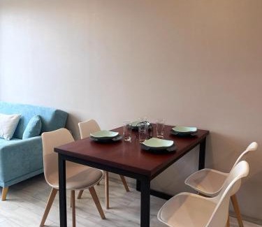 Los Laureles Apartment | Luminosa ste con Parking & WiFi