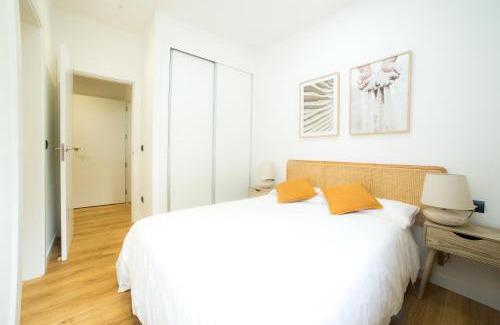 Valladolid Apartment | Luminoso Apartamento NUEZ - Zonas verdes, Wifi, Aparcamiento gratuito