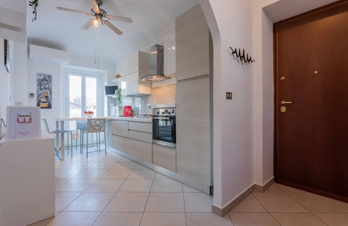 Cit Turin Apartment | Luminoso Appartamento a due passi da Porta Susa by Wonderful Italy