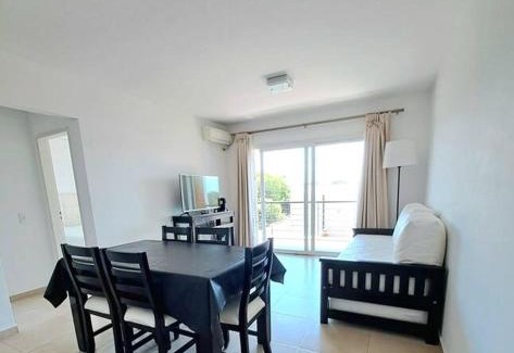 Pinamar Apartment | Luminoso Departamento con cochera