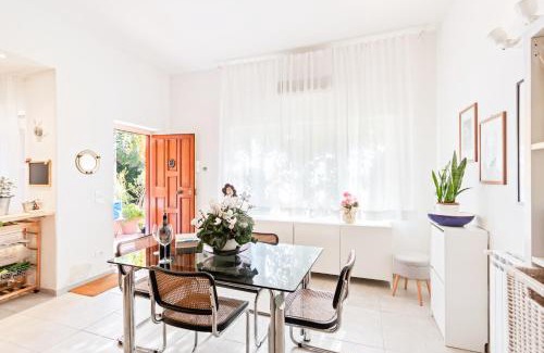 Picanello-Ognina-Barriera-Canalicchio Apartment | Luminoso Nuovalucello Apart- Giardino e Parcheggio privato