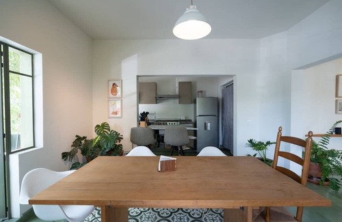 Colonia Roma Apartment | Luminous apartment designed by renowned architects