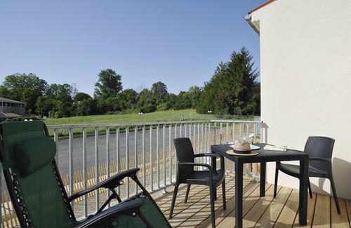 Jonzac Apartment | LUMINOUS APARTMENT WITH BALCONY/TERRACE AMENAGÉ - IN QUIET RESIDENCE