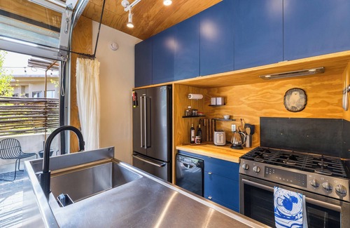 Santa Fe House | Luminous Quonset Luxury by Cafecito in Baca Railyard