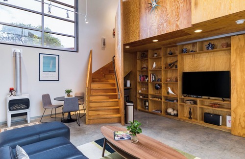 Santa Fe House | Luminous Quonset Luxury by Cafecito in Baca Railyard