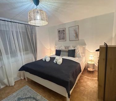 Liefering Apartment | LUMINOUS SALZBURG - Kostenloser Parkplatz , Stadt Nähe