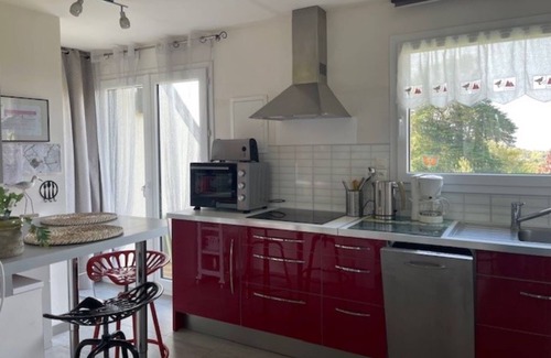 Perros-Guirec Apartment | Luminous Studio of 35 m2 with Terrace Comfort 3 stars 3 ears