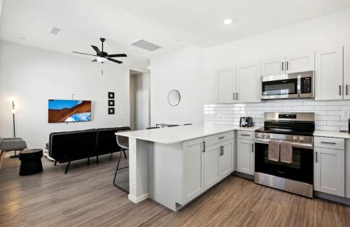 Casa Grande Apartment | Luminous Sunrise Home in Casa Grande with Pool,BBQ
