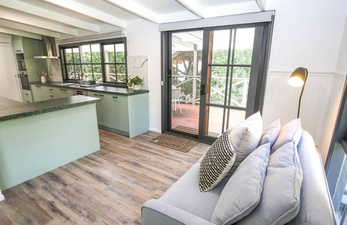 Bright House | LUMLEY ABODE : Bright
