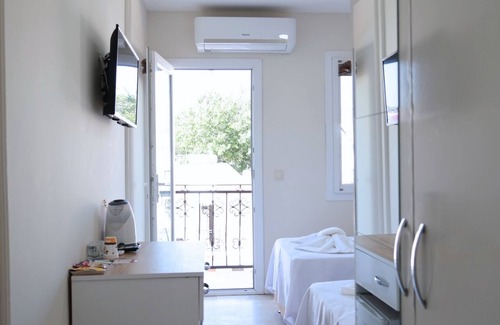 Bodrum City Center Bed & Breakfast | Lumy Suites Eskicesme