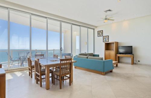 Puerto Penasco Apartment | Luna Blanca Penthouse by Kivoya