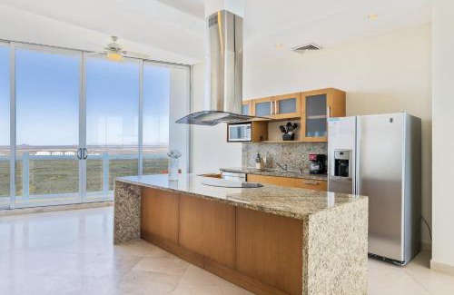 Puerto Penasco Apartment | Luna Blanca Penthouse by Kivoya