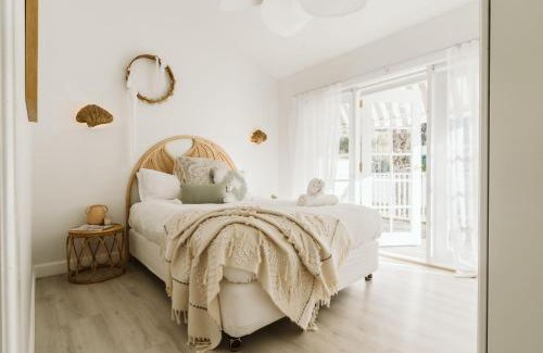 Huskisson House | Luna by Experience Jervis Bay