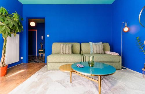 Sablon Apartment | Luna - Cosy Appartement 50m2 - Place Parking Privé -Ascenseur - Position Centrale Gare - Pompidou - Nouvelle Ville - 2 à 4 Personnes