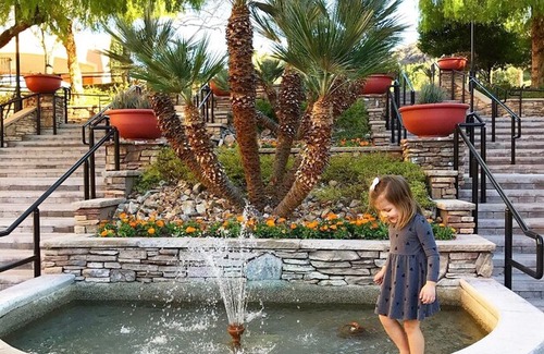 Lake Las Vegas Condo | Luna di Lusso in Henderson