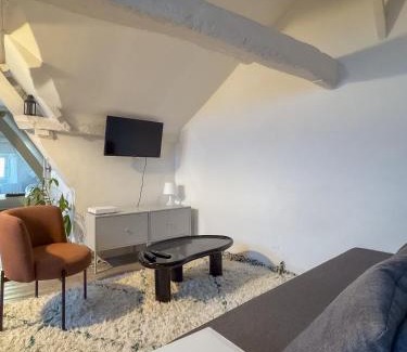 Quartier du chateau Apartment | Luna