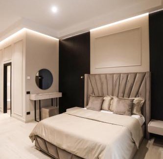 Historical Center Bed & Breakfast | LUNA Gallery Suites