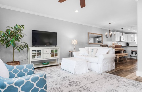 Santa Rosa Beach House | 'Luna Girl' Private Beach Access w/Pool!