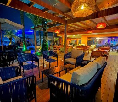 Jardim Virginia Hotel | Luna Hotel Boutique - Frente à Praia