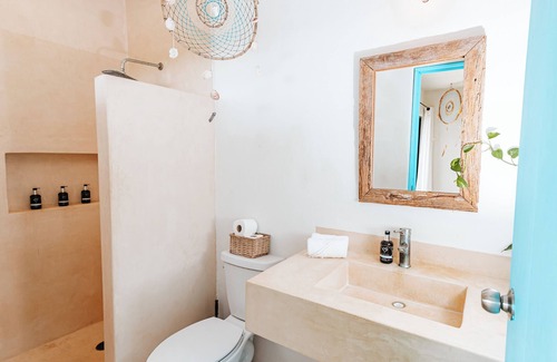 El Cuyo Hotel | LunArena Barefoot Comfort