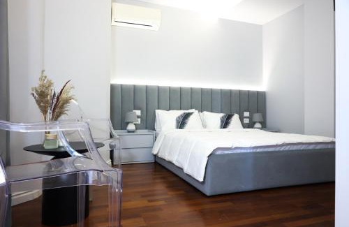 Blloku Apartment | Lunarist - Luxury Jacuzzi Suites Tirana