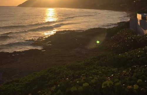 Estate La Vallee Condo | LunaSea at Seaclusion - Gorgeous Oceanfront