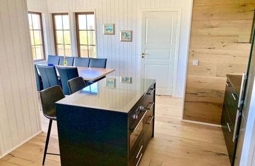 Borgarnes House | Lundur
