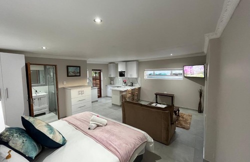 Berea House | Luneburgh Cottages