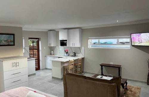 Berea House | Luneburgh Cottages
