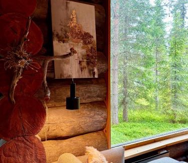 Lampivaara Ski Chalet | Luosto Villa by Lapland Villas, near Lake Aarnilampi Beach, Sauna, WiFi, Great Private Villa for Families & Outdoor Lovers