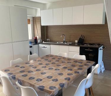 Lupara House | Lupara Bella