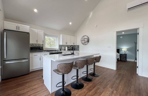Brackley Beach House | Lupin Lodge minutes to Brackley Beach