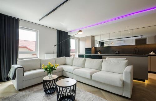 Lodz Apartment | LupoApartments Premium Łazowskiego, Parking, Dostęp na Kod, 3 Sypialnie