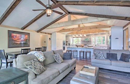 Gilbert House | Lush Gilbert House with Outdoor Oasis on Lake Murray