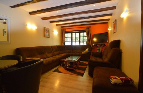 Vielsalm House | Lush Holiday Home in Vielsalm with Sauna