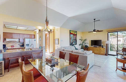 Waikoloa Condo | Lush tropical escape with pool, hot tub, & tennis in a prime location
